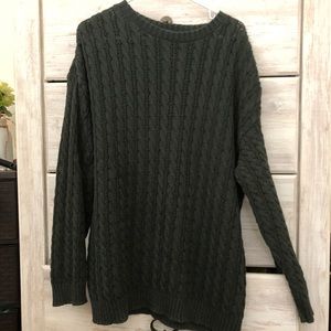 Green oversized sweater